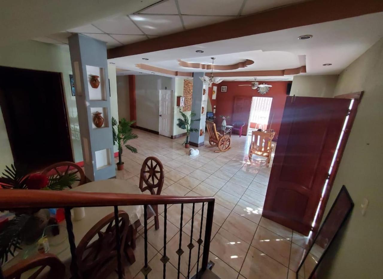 Villalobos Hotel Managua Buitenkant foto