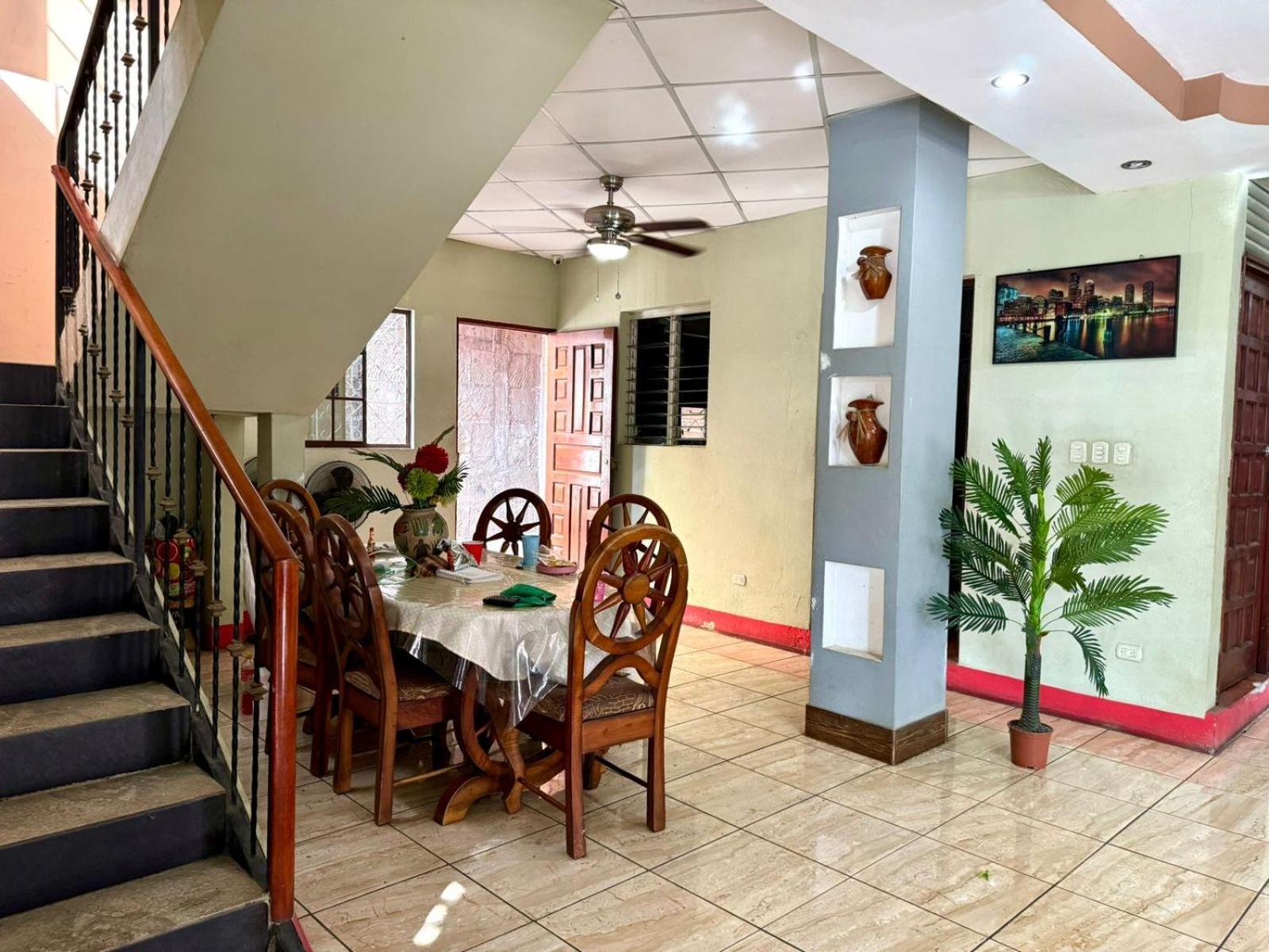 Villalobos Hotel Managua Buitenkant foto